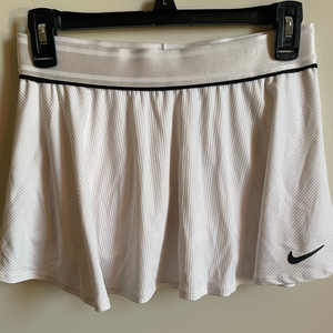 Nike Court Dri Fit Flouncy Skirt Sz‎ L- NEW
